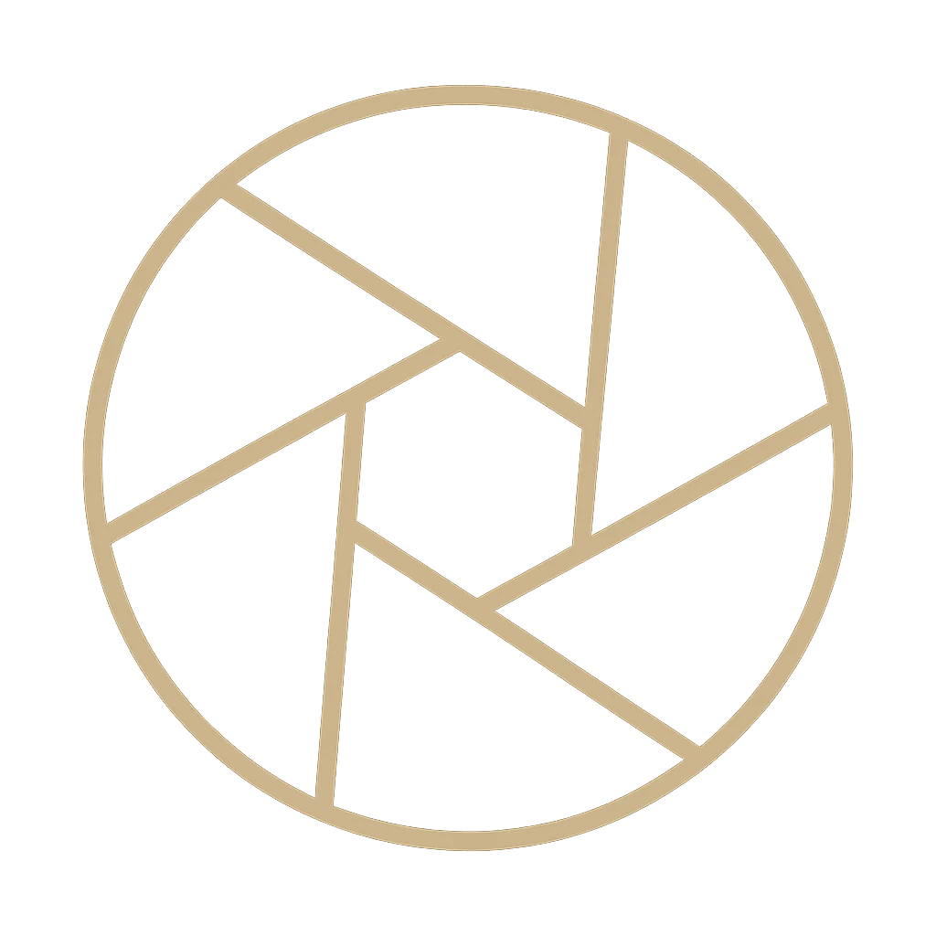 FastHeadshot - <p>Studio-Quality Portraits from Your Selfie in Seconds

</p>